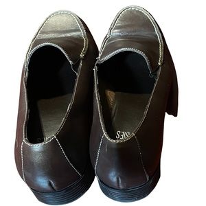 Mootsie Tootsie brown leather loafer.